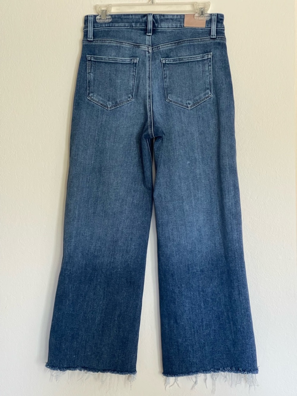 Paige Anessa Wide Leg Cropped Jeans Size 28 Showtime Raw Hem 26” Inseam - Picture 2 of 14